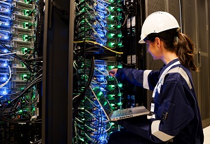 DNV的研究揭示了能源产业的增加网络安全开支在上升的威胁
