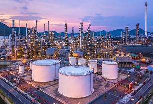 红海国家石油化工公司与沙特阿美贸易公司签署石油供应和产品承接协议